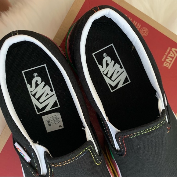 VANS NWT Classic Slip On S Black/Rainbow Glitter - Picture 5 of 9